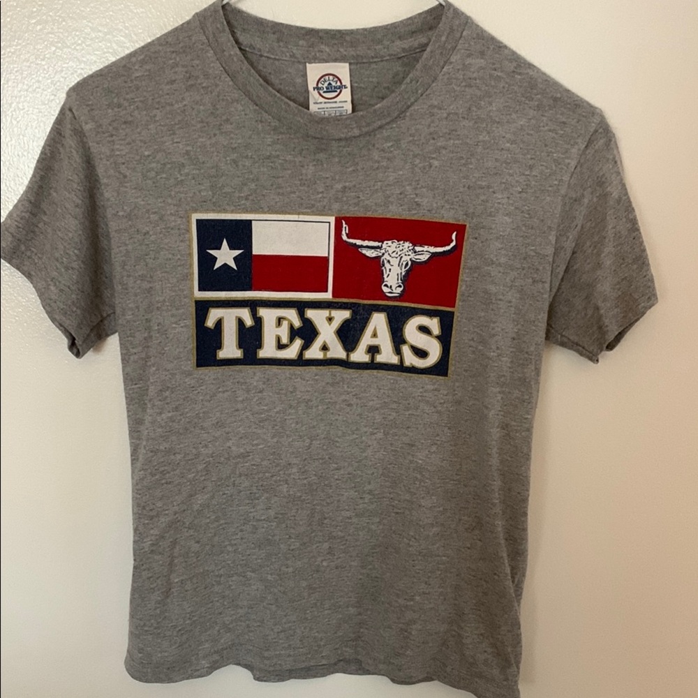 Gray and Red Texas Graphic Short Sleeve Tee